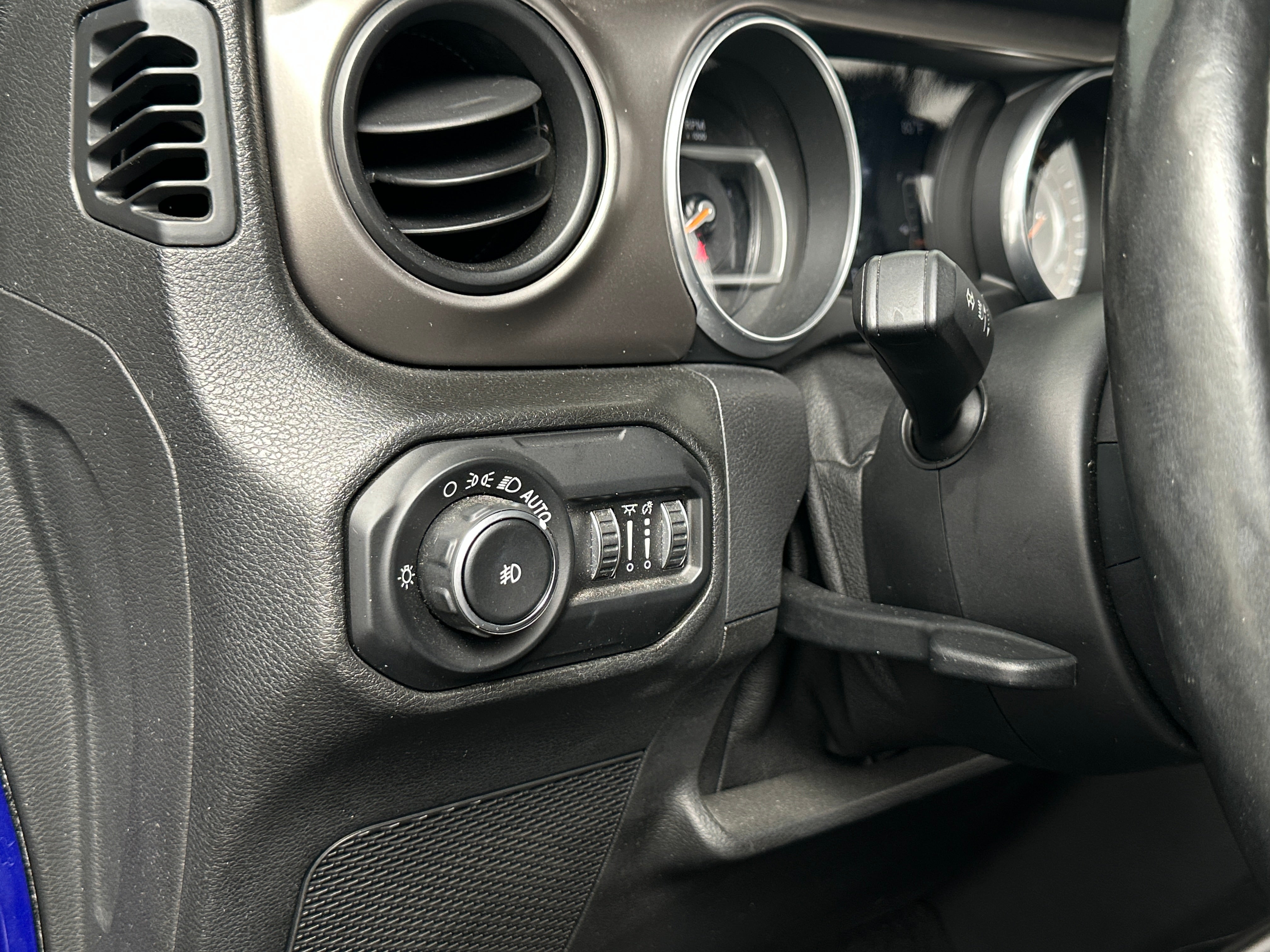 jeep all-new wrangler unlimited 2018 1C4HJXDG2JW189152 image jeep all-new wrangler unlimited 2018 1C4HJXDG2JW189152 image